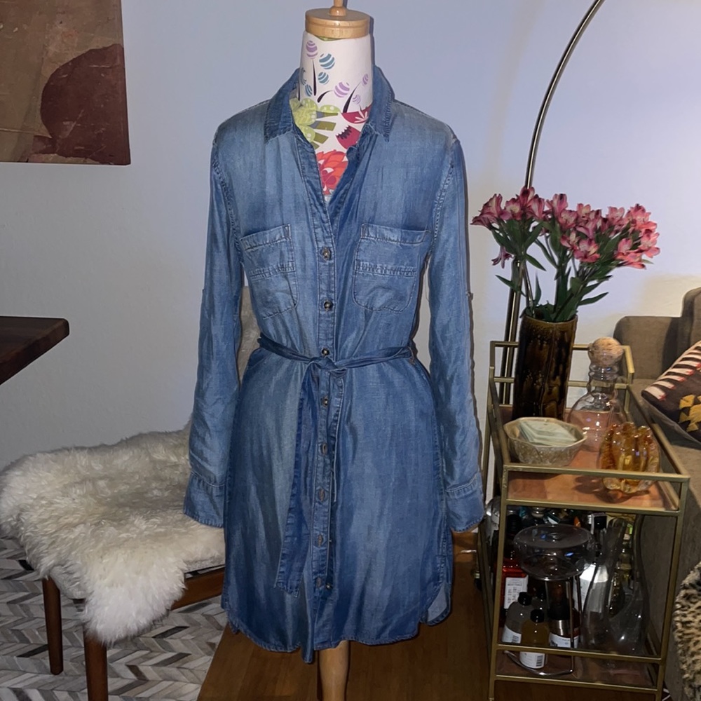 Cloth and Stone chambray denim dress - Picture 3 of 5